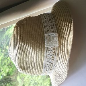 CRUISE Club Straw Hat with Knited Lace Sun Hat